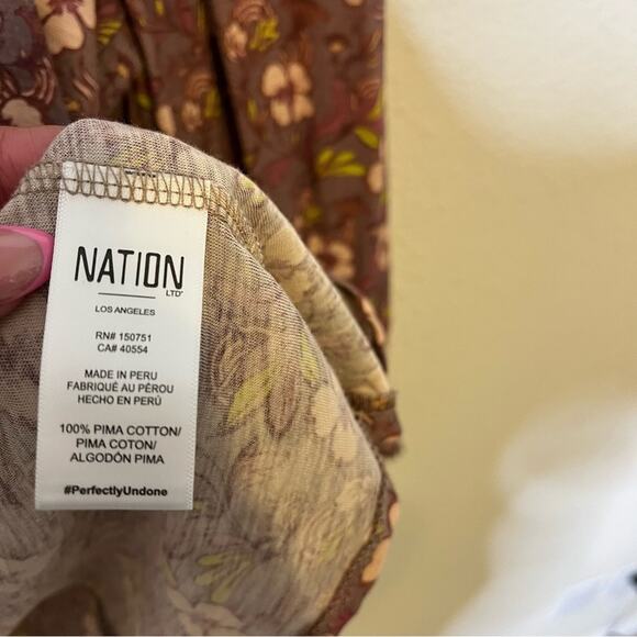 Nation LTD Sandrine Boheme Tee Floral Smocked Open Back Long Sleeve Blouse L - Picture 7 of 7